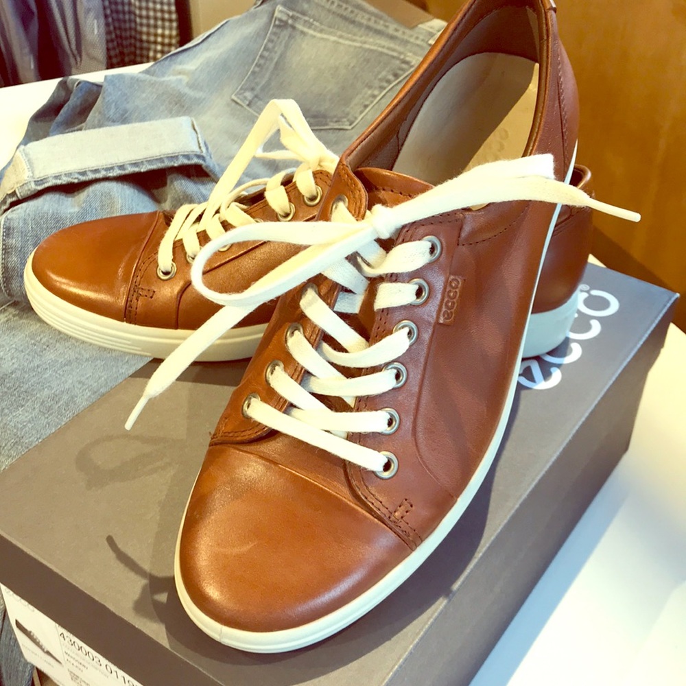 Echo Soft sneakers